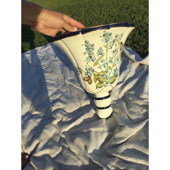 Unbranded Other - Ceramic wall pocket floral butterfly 14” blue white farmhouse cottagecore garden